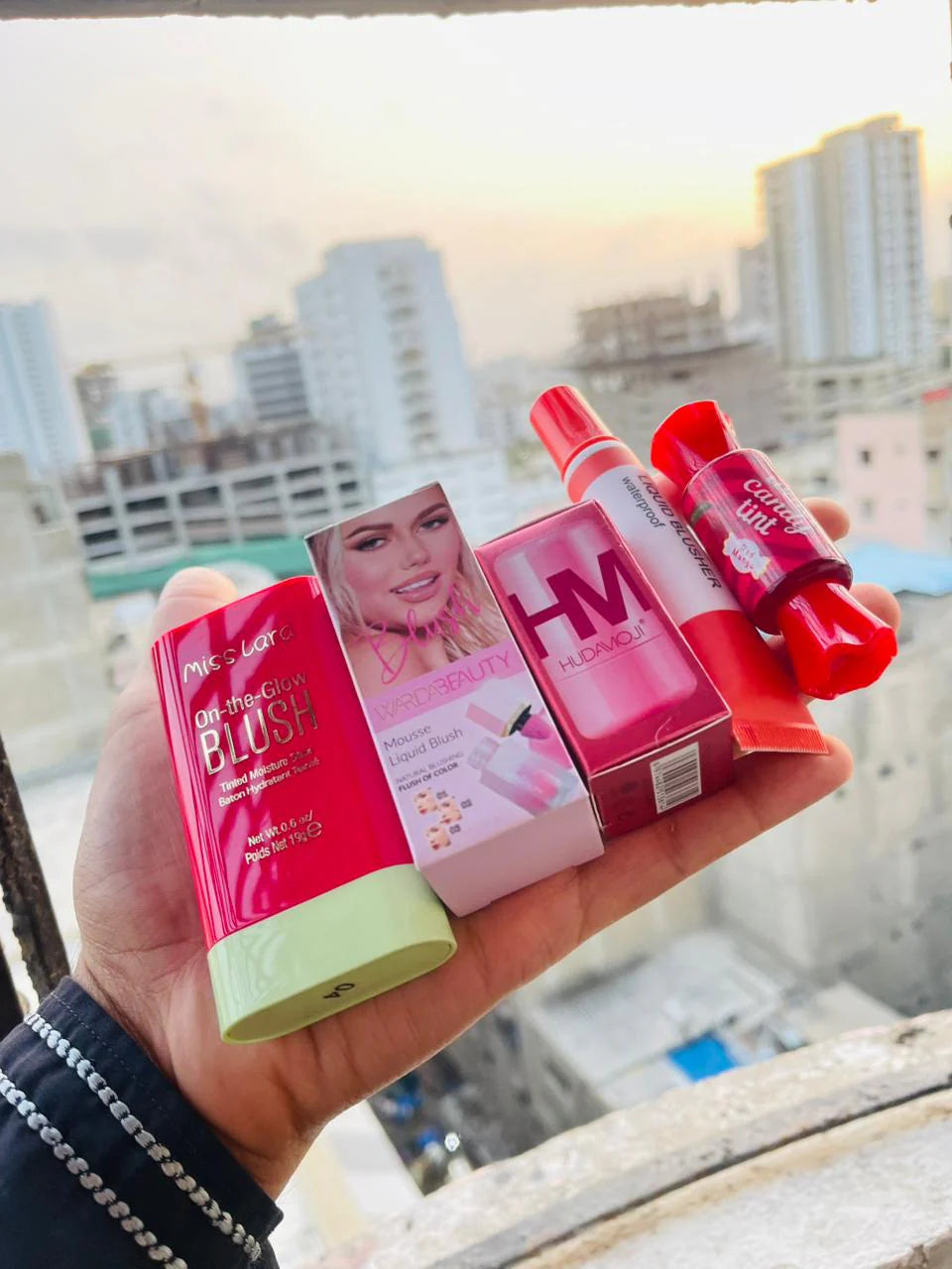 Viral Glow Cheeky & Blushy Makeup Kit – 5-in-1 Beauty Set